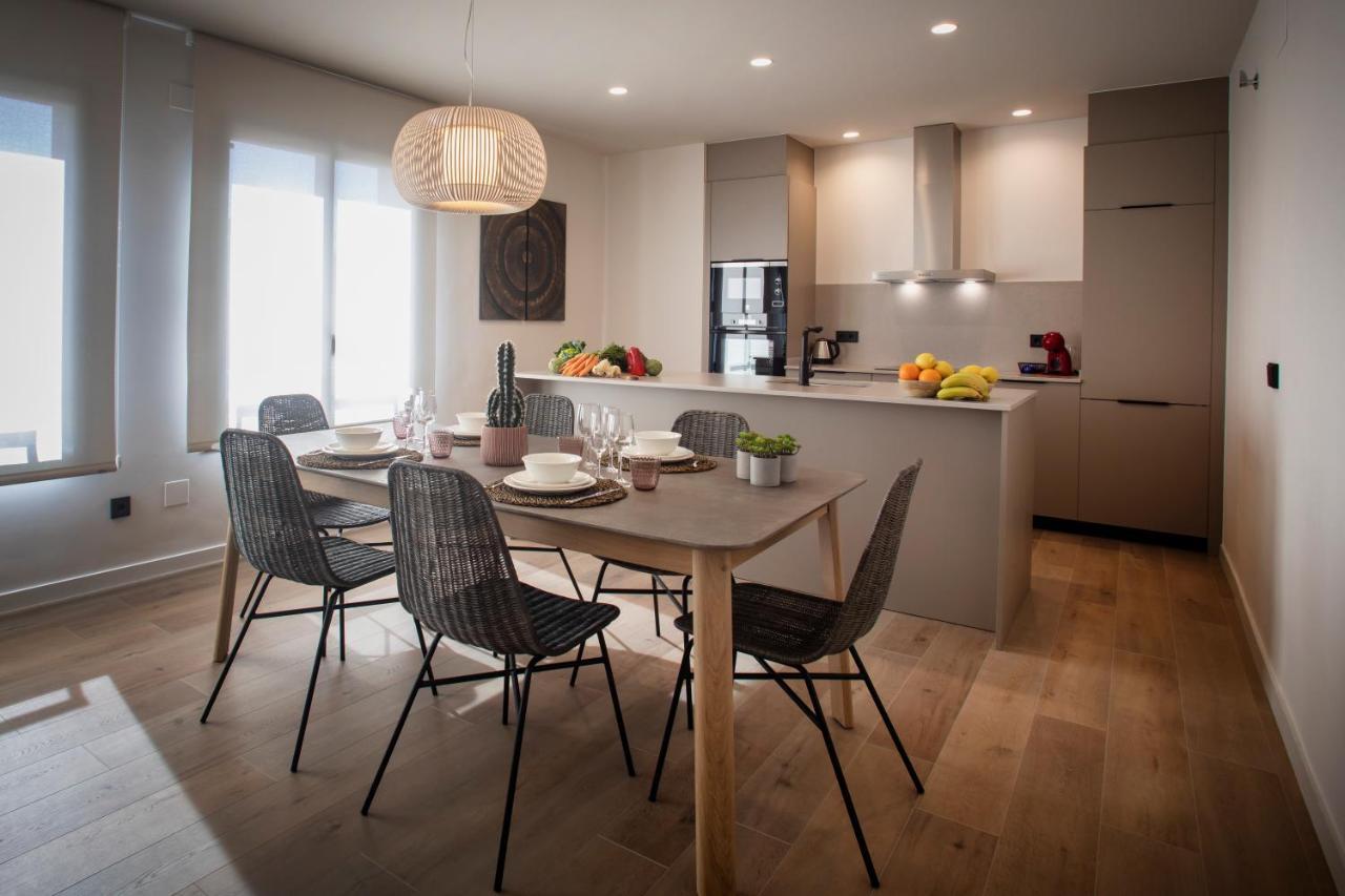 Nc Rambla3 Apartment *